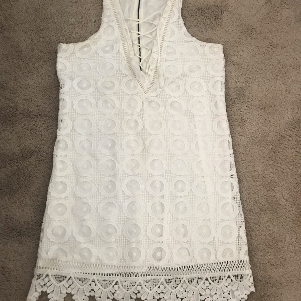 Lovers and friends escape cocktail dress - Picture 9 of 13